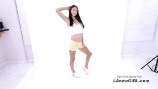 HOT Brunette Cums Squirting Easy Intense In First Scene