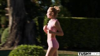 TUSHY Reformed Bad Girl Kelly Get Bored Being Good