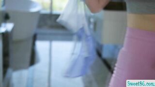 Thats right! thats the perfect licking spot!