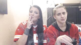 Jersey Girls Smoking