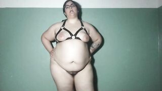BBW Latina domme gives you JOI with ballbusting, cbt and denial