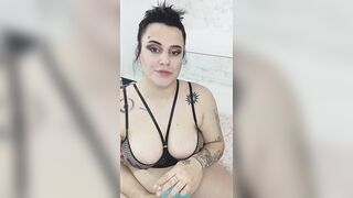 BBW smoking and showing belly