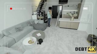 DEBT4k. Peep Show with Stacy Cruz