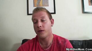 He bangs old busty mature mother from behind